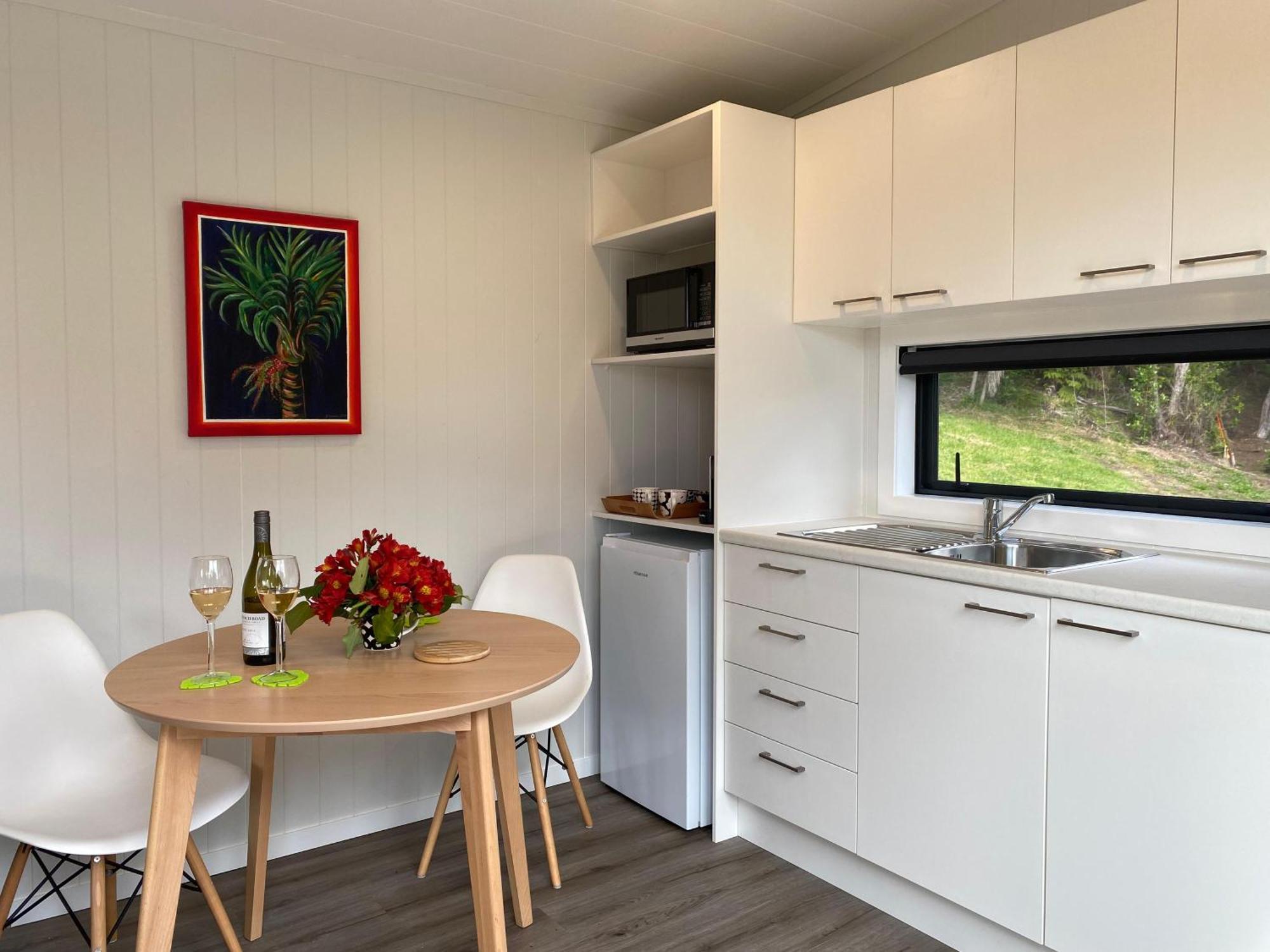 Holiday home Te Henga Hideaway Bethells Beach