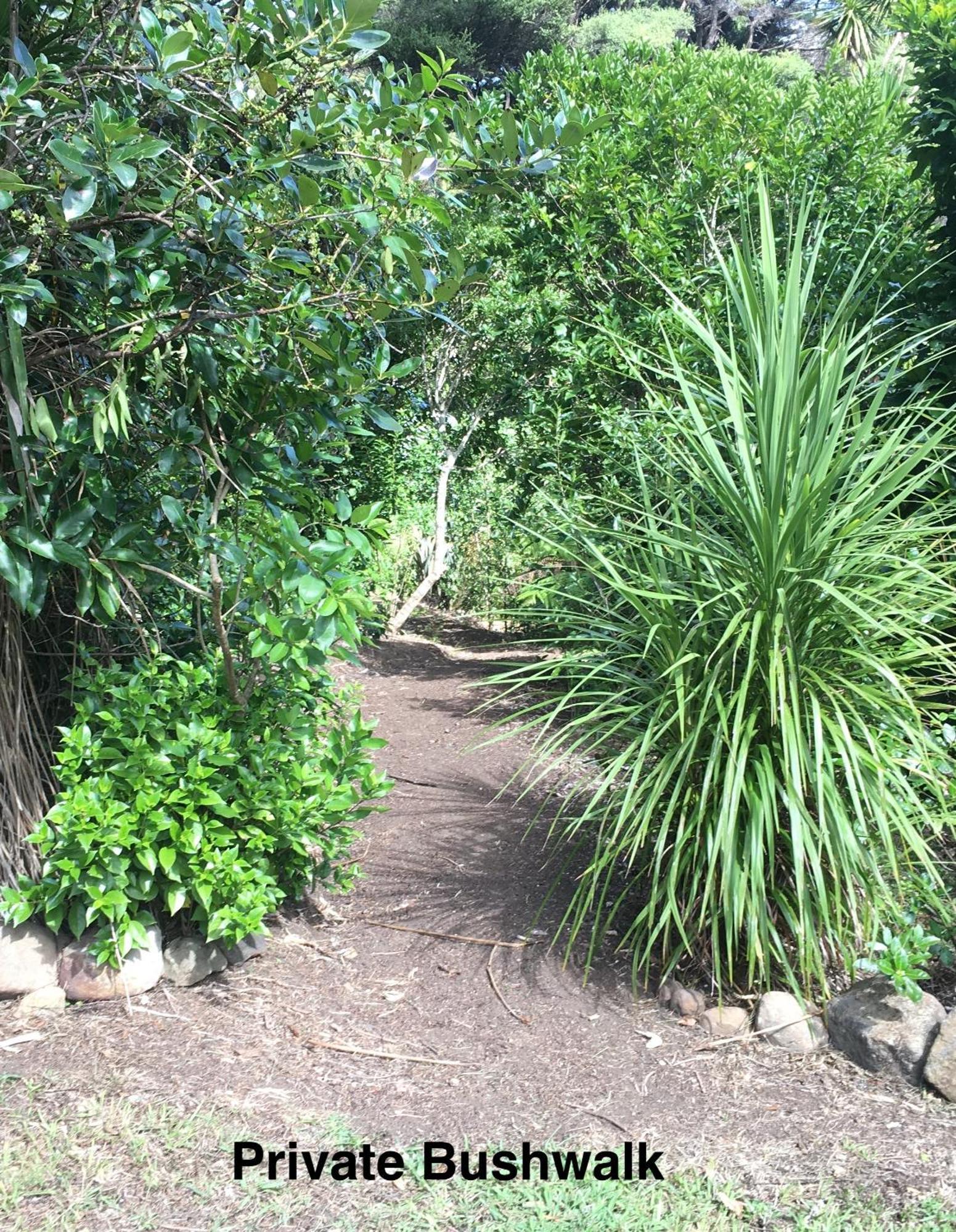 Te Henga Hideaway Bethells Beach